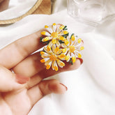 Daisy Brooch